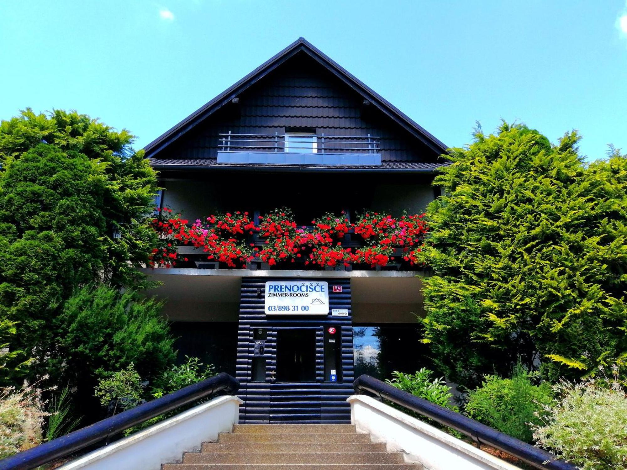 Prenocisca Mraz Apartment เวเลนเย ภายนอก รูปภาพ