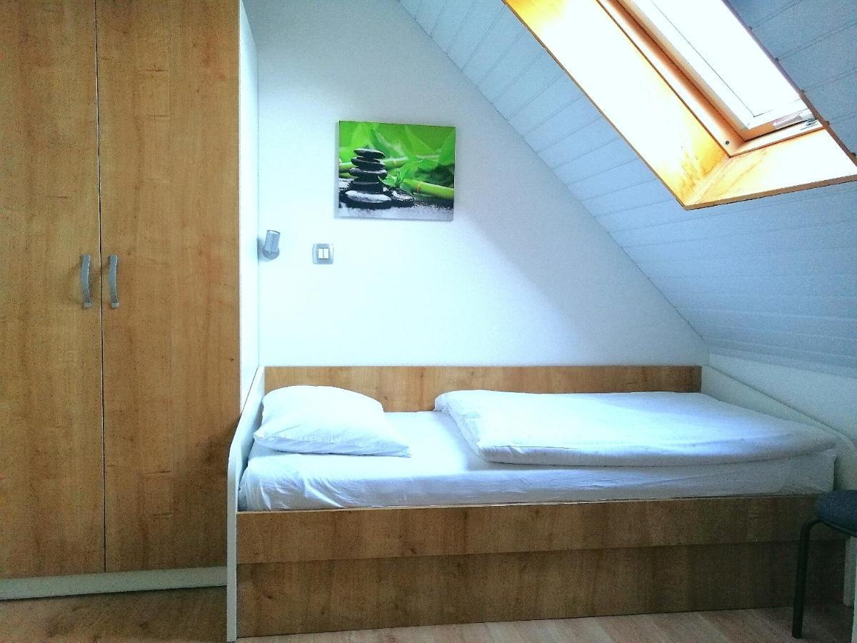 Prenocisca Mraz Apartment เวเลนเย ห้อง รูปภาพ